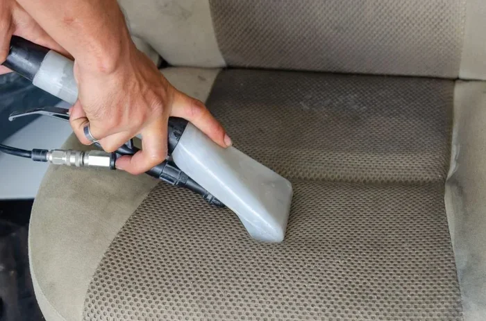 Best Car Upholstery Cleaner for Cloth Seats Reviewed