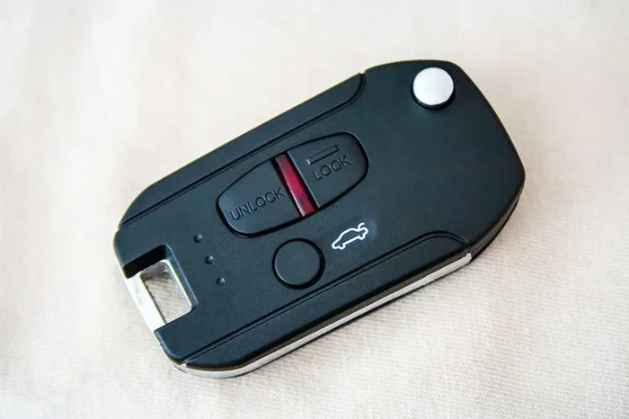 How to Replace the Battery in Your Porsche Key Fob